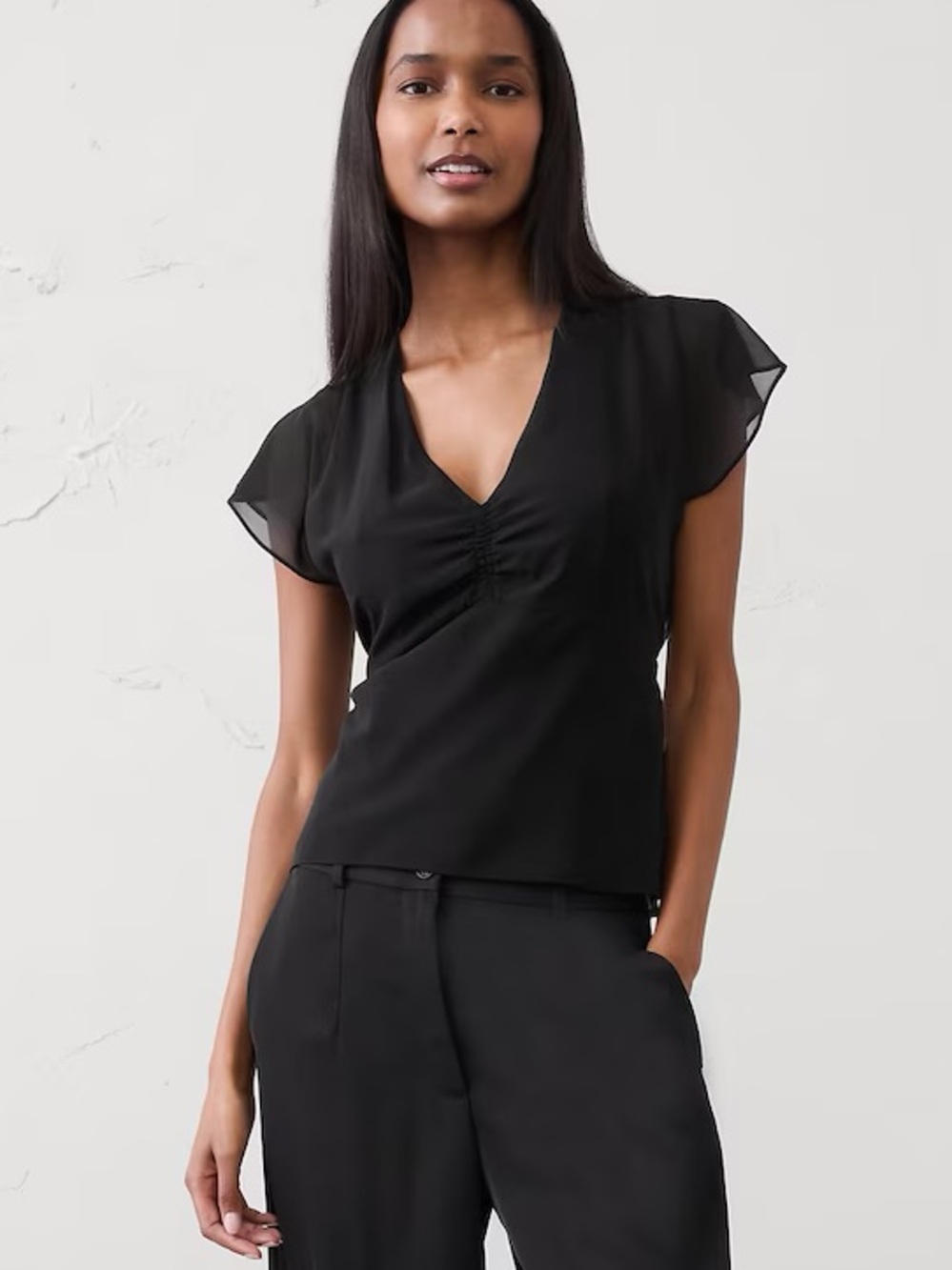 Banana Republic Factory Ruched Front Top in black NWT